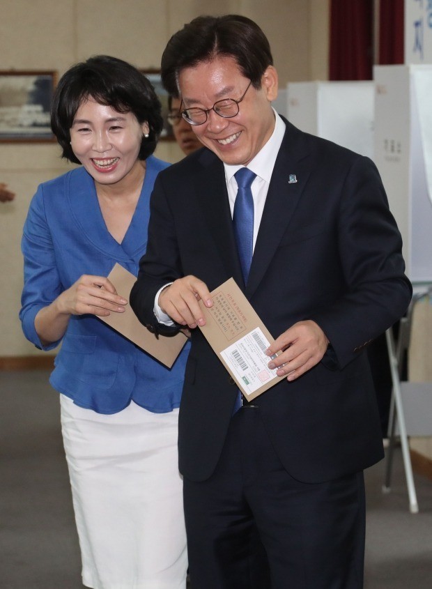 333902, 210937 214791 8999