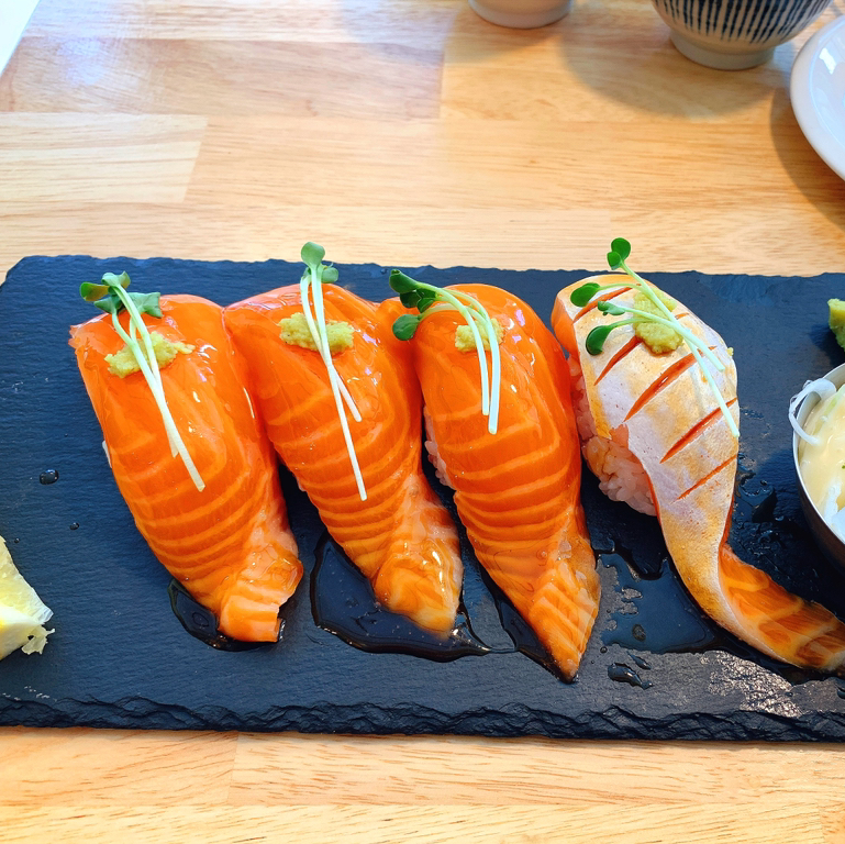 테이블 소개 이미지