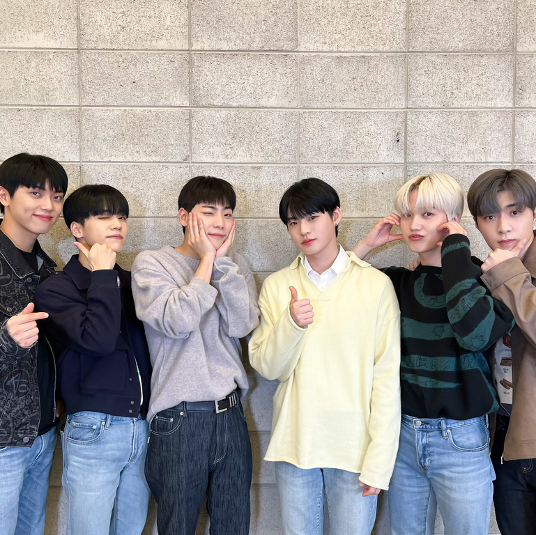 테이블 소개 이미지