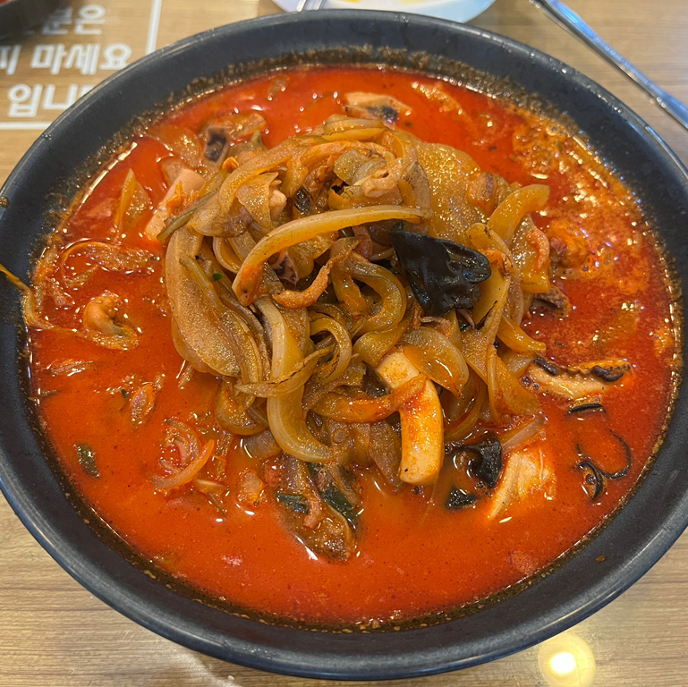 테이블 소개 이미지