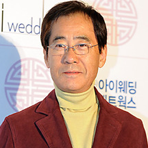 남일우