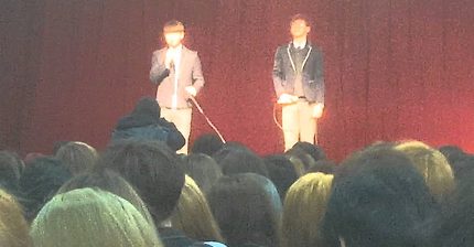 졸업식 레전드 가족사진 | 인스티즈