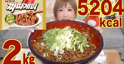 일본인 푸드파이터 한국짜장라면 먹방 | 인스티즈