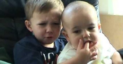 형아 손가락 마이쪄 히히 | 인스티즈