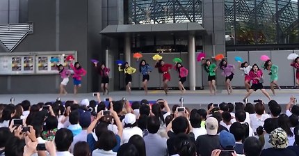 셀럽파이브가 패러디한 원조 일본 댄스팀 | 인스티즈