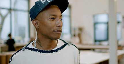 샤넬 백 캠페인 최초 남자 모델이 된 퍼렐 윌리엄스 | 인스티즈