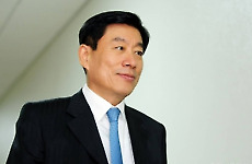 '국정원 대선개입' 원세훈 파기환송심, 장기전 예고