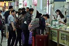 10월 2일 임시공휴일 지정..경제효과는 '글쎄'