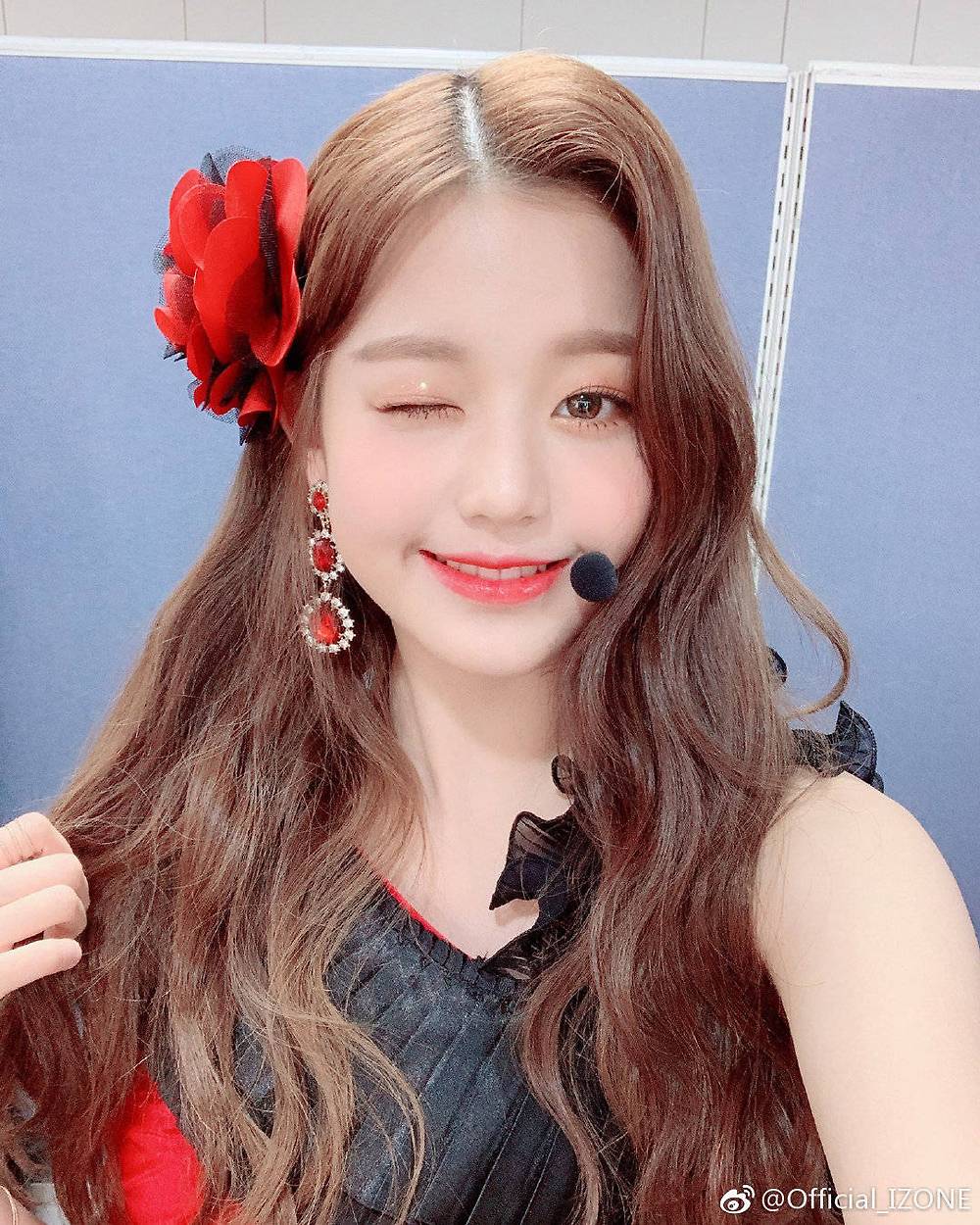 아이즈원 장원영 공식 웨이보 사진