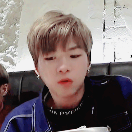 993598335A09FAAB28B0D7