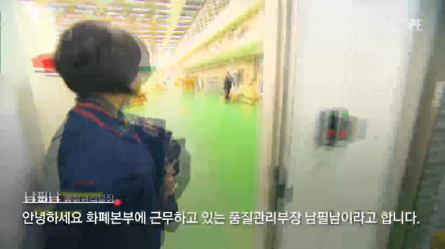 25735D3B588C718A03B7F4