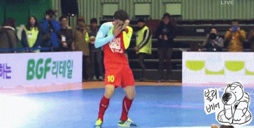 팬 아닌데 저장하게 되는 짤 .gif | 인스티즈