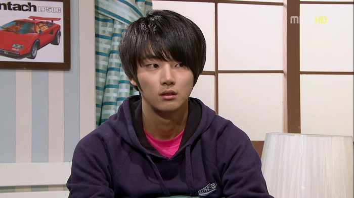 2427C14A53D740CB1494F6