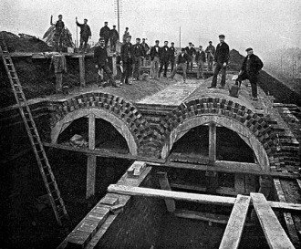 990CB9405EA458851EE95B