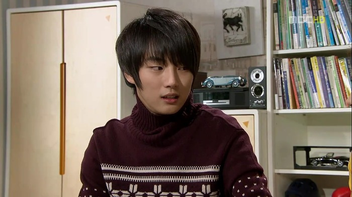 2774B54E53D740690E5ED2