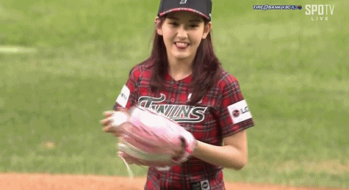 214AF43757945B9304E875