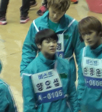 팬 아닌데 저장하게 되는 짤 .gif | 인스티즈