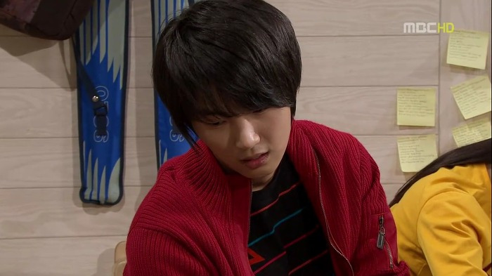 222FB64053D741841AEF04