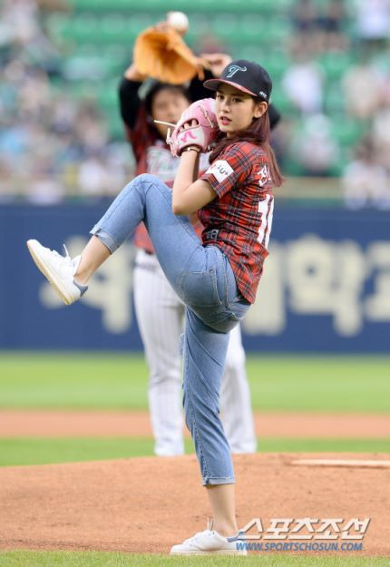 2243763757945BA508FAAE