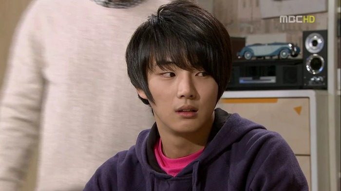 2408C14853D74100200EC1