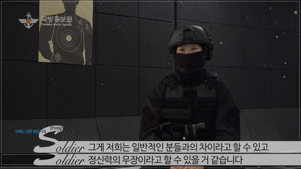 99E1DF465BB17F0405BD6A