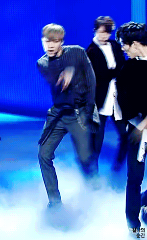 999B56375A58B80E2D58DD