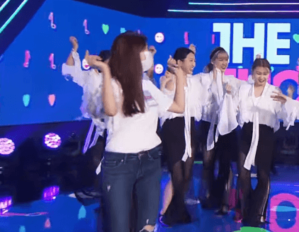 995DAD335F61EB00040B70