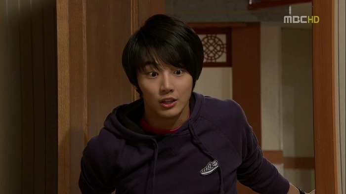 2161994F53D740C032079D