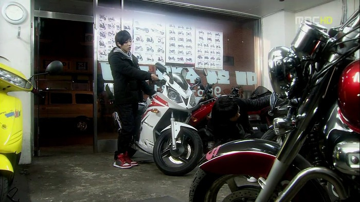 2660043D53D741B502AAB2