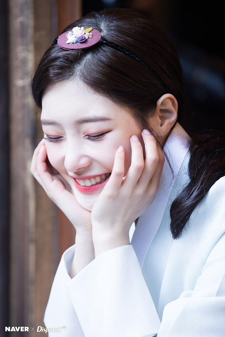 다이아 정채연 한복 | 인스티즈