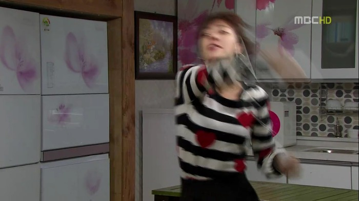 2436C94F53AFBA2919F23F