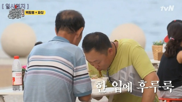 99FD424F5B9DC37A18D709