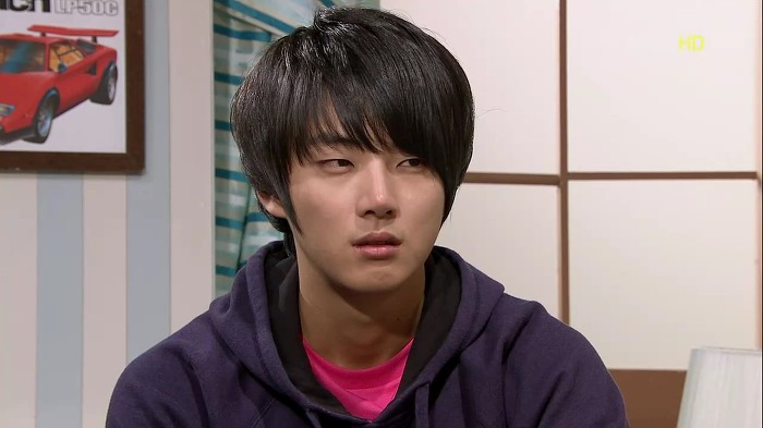 242ED54D53D740F221E69B