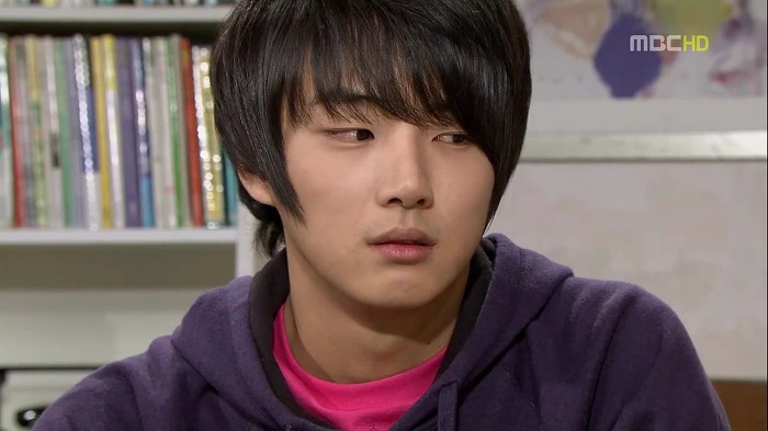 2538604053D741020DD9D8