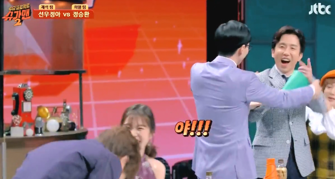 99C7FF345ADD564B2BA2B5