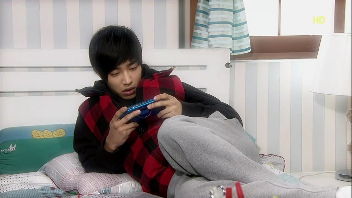 2153273D53D741B6129B92