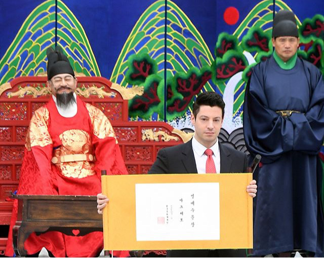 99D0FA375AC74B871DB1FB