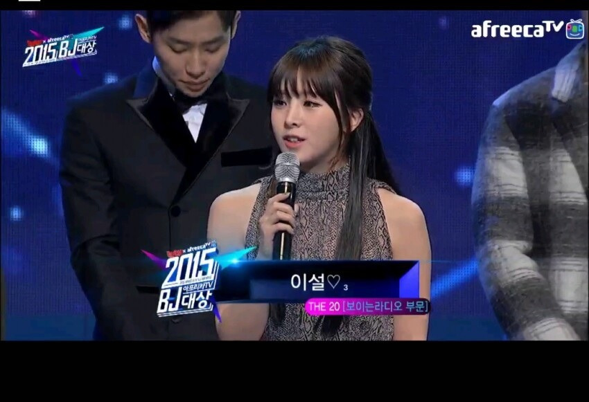 2137E94956A204D3048CC9