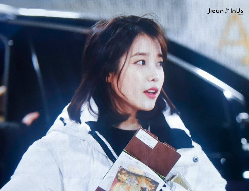 아이유 JTBC 뉴스룸 | 인스티즈