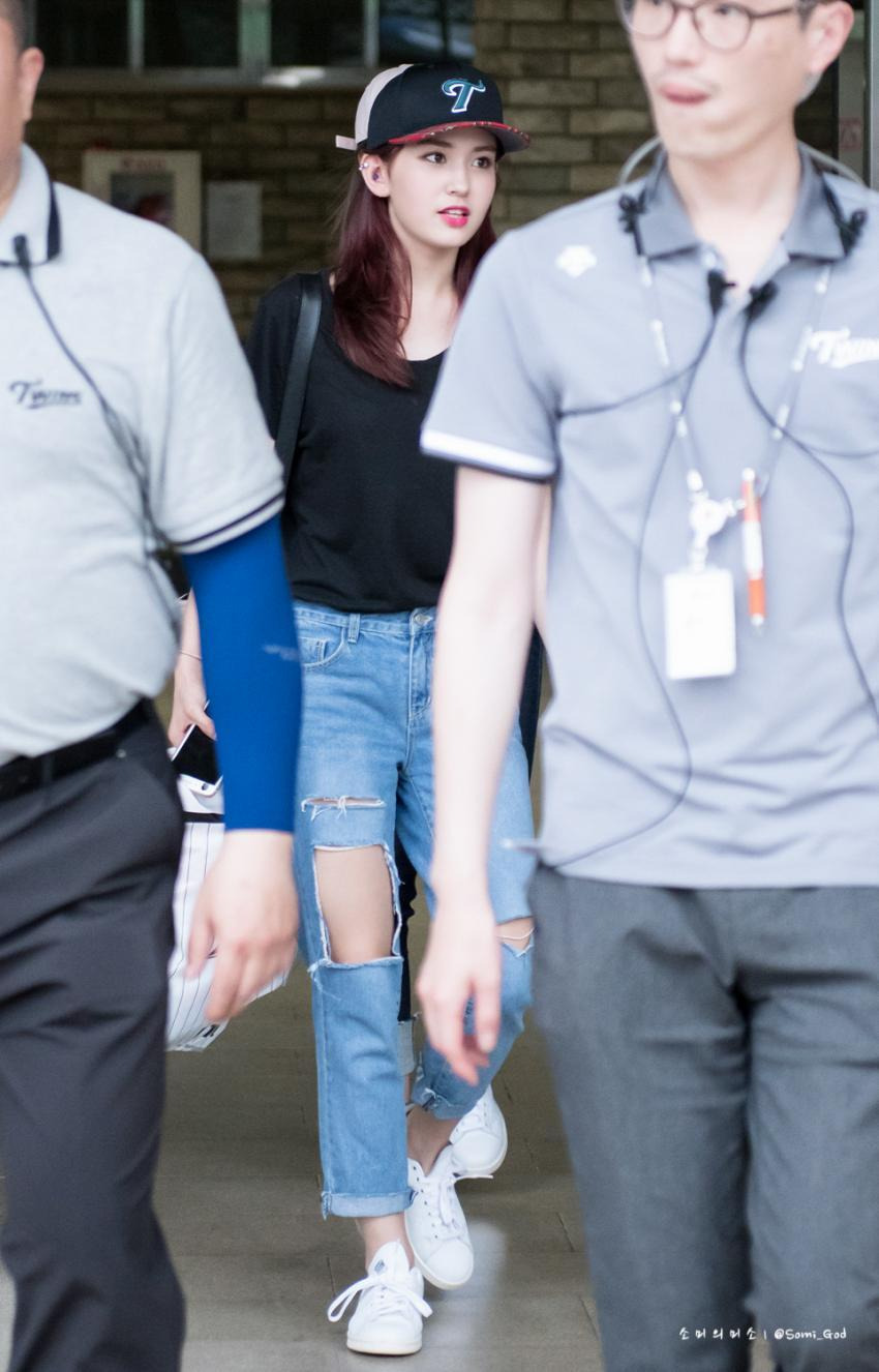 2166984257945BAC2083D0