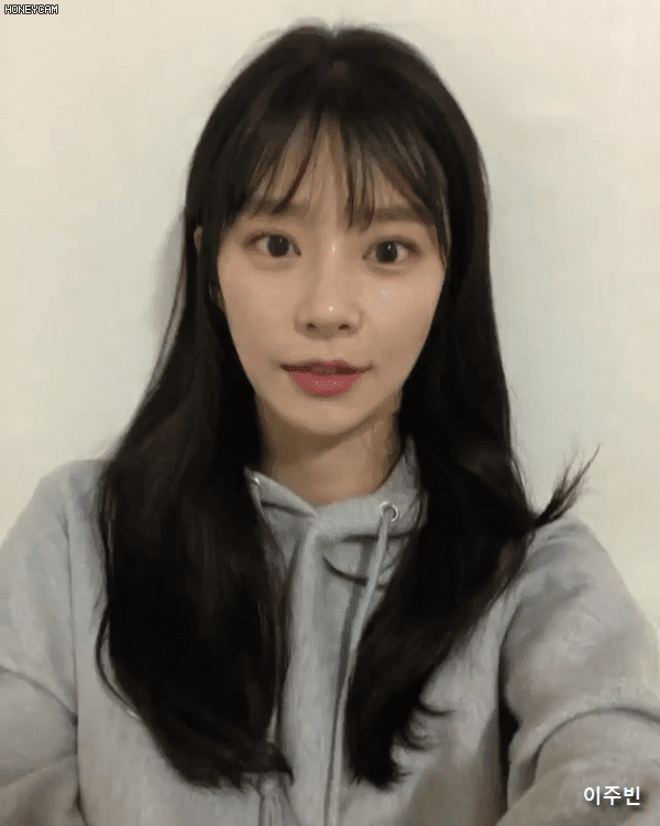 모델 이주빈