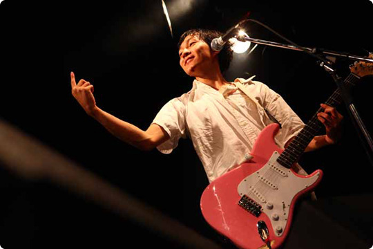 2451804B54EED65328AE85