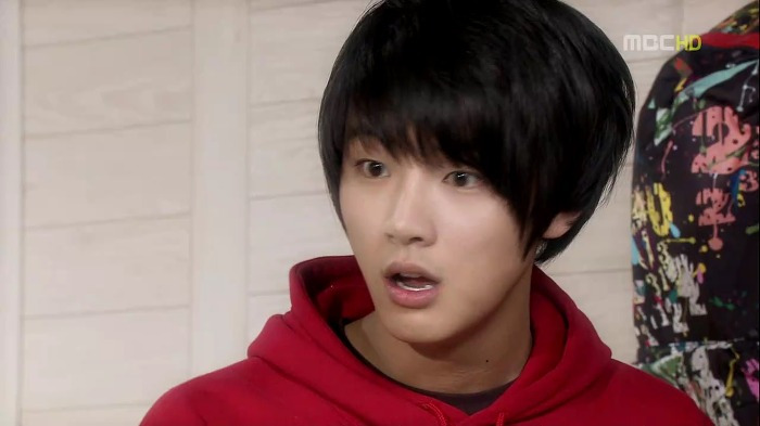 24508A3D53D741B616835A