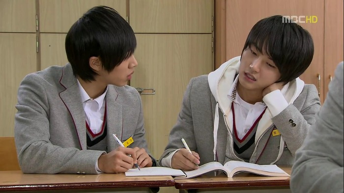 2473DE4C53D74079276E9F