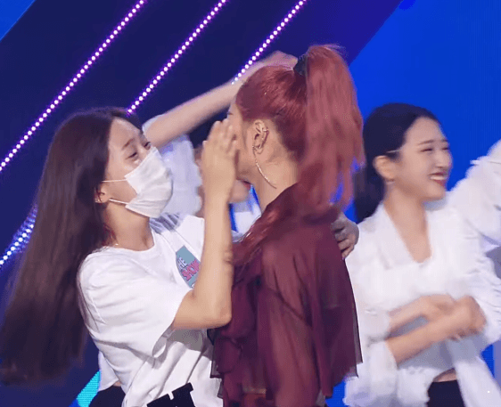 9960FC335F61EB0C3DF581