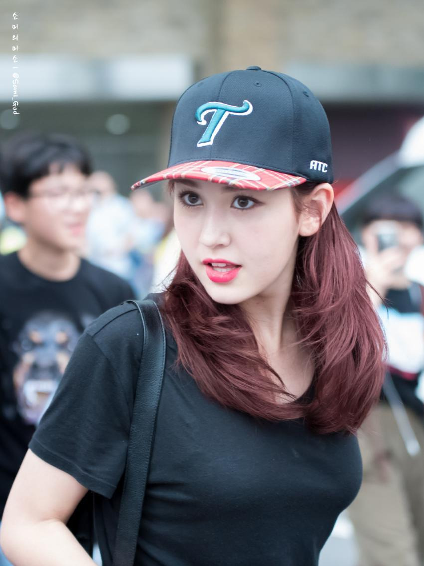 216C624257945BAD1A5C2A