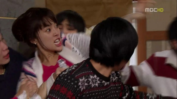 216B2E3653AFBB0C2A4D4C