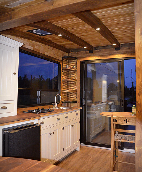 99C91E4A5B6E656D325A58