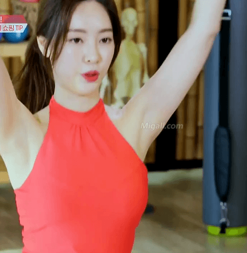 양정원의 스타일리시한 홈트레이닝