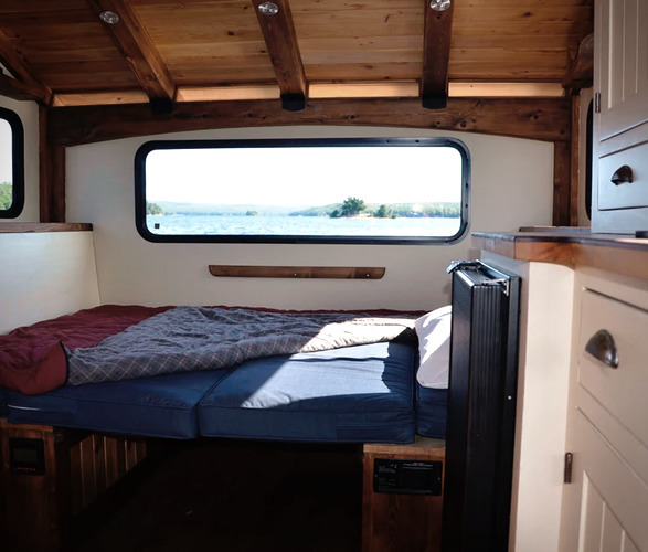 9953683B5B6E65700C8437